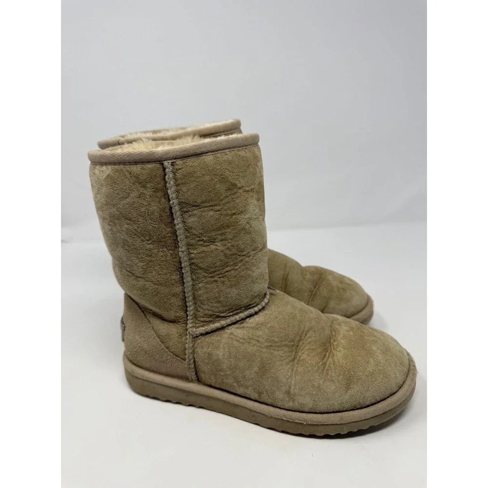 UGG Australia Classic Short 5831 Sand Tan Suede Sheepskin Boots Womens 6